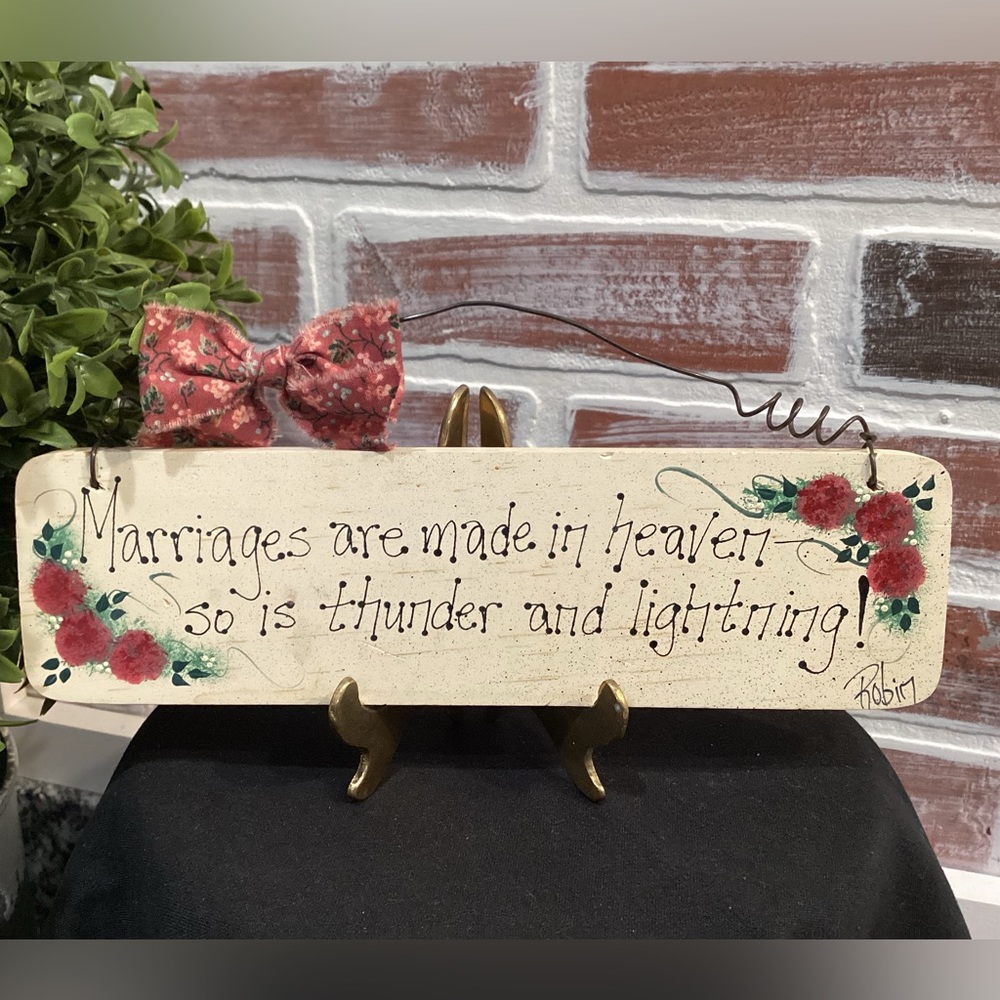 🔴 Vintage Real Wood Sign Handcrafted in the USA - Metal Hanging Wire - Flowers